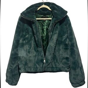 Urban Outfitters emerald green teddy jacket size Large. Crazy soft!